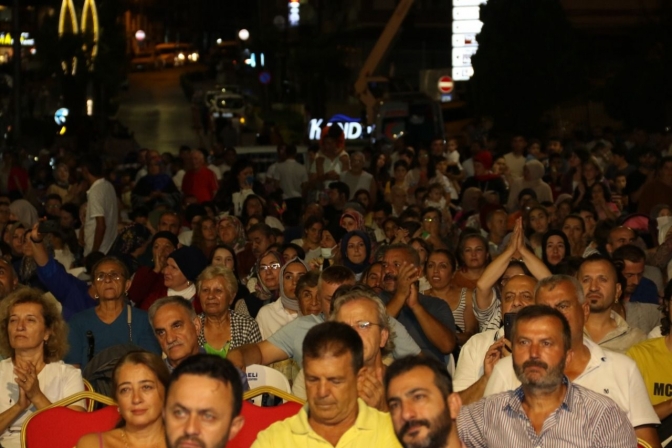 Büyükşehir’in Klarnet Gecesi ustaları aynı sahnede buluşturdu