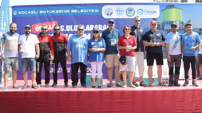 Kandıra' da Uluslararası Balık Yakalama Yarışması’nda ödüller sahiplerini buldu