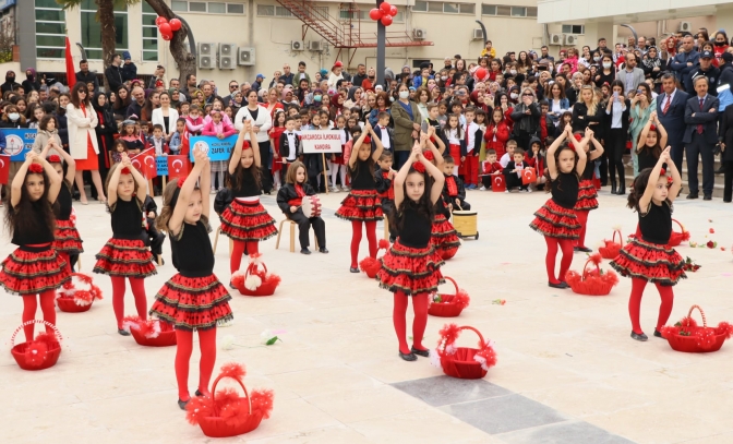 Kandıra’da 23 Nisan coşkuyla kutlandı