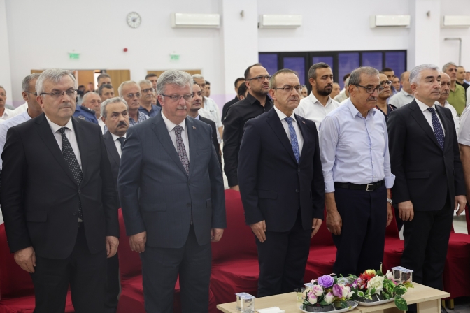 Vali Yavuz: “Kamu güvenliğini kim bozuyorsa gerekli işlemleri yapıyoruz”