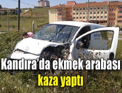 Kandırada ekmek arabası kaza yaptı