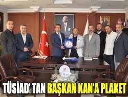 TÜSİAD tan Başkan Kana plaket