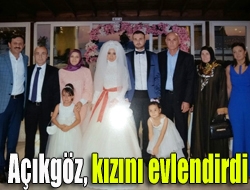 Açıkgöz, kızını evlendirdi