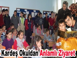 Kardeş okuldan anlamlı ziyaret