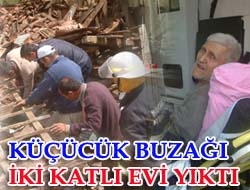 Küçücük buzağı iki katlı evi yıktı