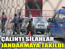 Çalıntı silahlar jandarmaya takıldı