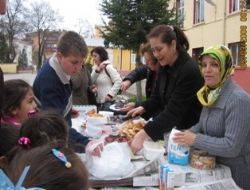 Akçakoca İ.Ö.O'da kermes