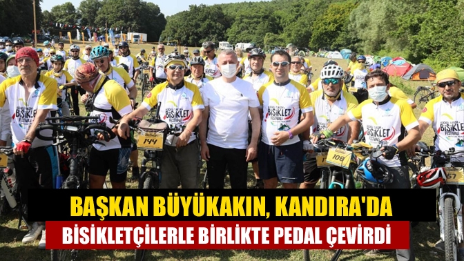 Başkan Büyükakın, Kandıra'da bisikletçilerle birlikte pedal çevirdi