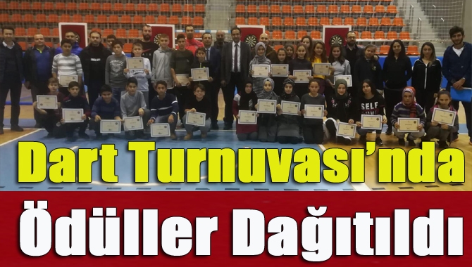 Dart Turnuvası’nda ödüller dağıtıldı