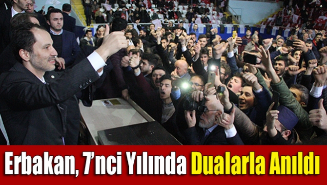 Erbakan, 7’nci yılında dualarla anıldı