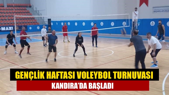 Gençlik Haftası Voleybol Turnuvası Kandıra'da Başladı