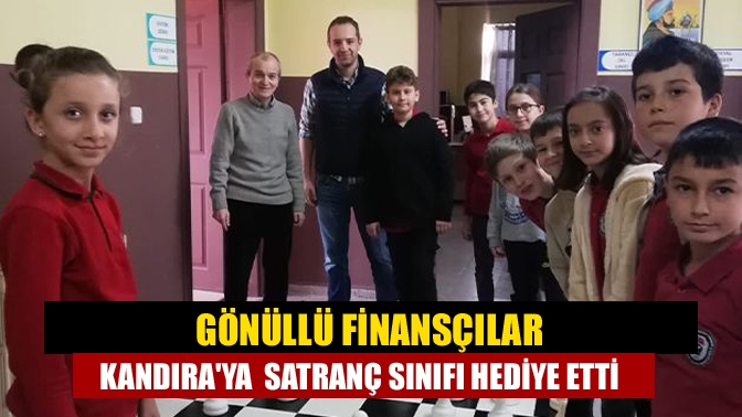 Gönüllü finansçılar Kandıraya satranç sınıfı hediye etti