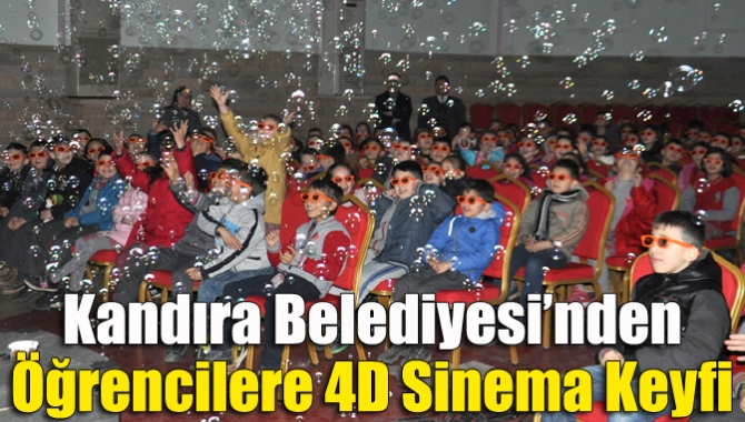 Kandıra Belediyesi’nden öğrencilere 4D sinema keyfi