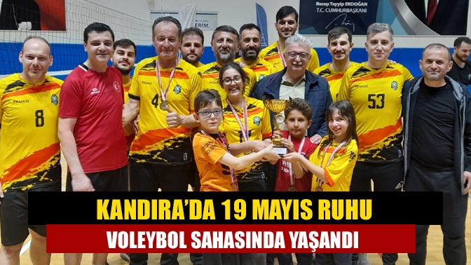 Kandıra’da 19 Mayıs ruhu voleybol sahasında yaşandı