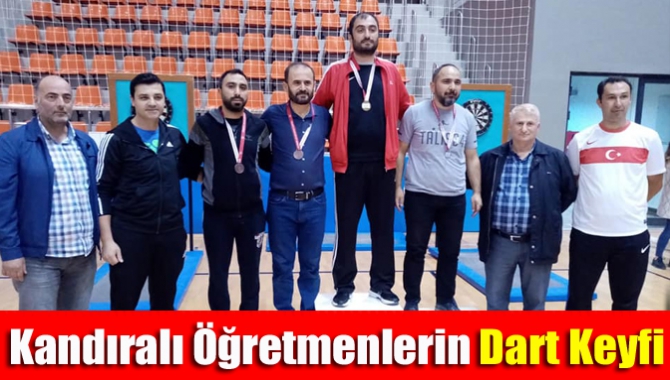 Kandıralı Öğretmenlerin Dart Keyfi