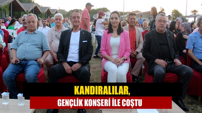 Kandıralılar, Gençlik Konseri ile coştu