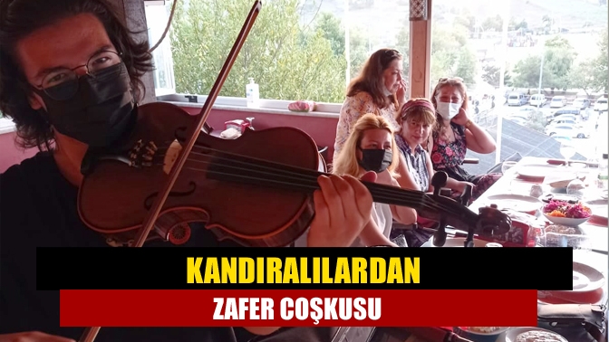 Kandıralılardan Zafer Coşkusu