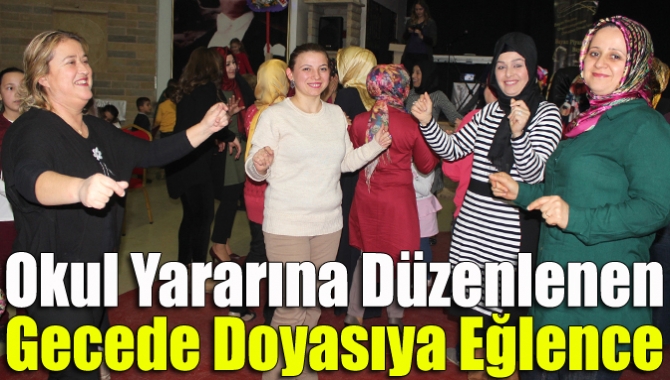 Okul yararına düzenlenen gecede doyasıya eğlence