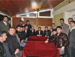 Kan esnafın dertlerini dinledi