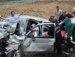 Kandıra'da korkunç kaza Biri ağır 5 yaralı