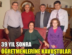 39 yıl sonra öğretmenlerine kavuştular