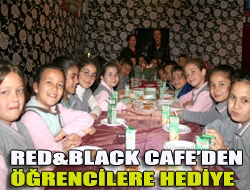 Red&Black Cafeden öğrencilere hediye