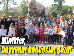 Minikler, hayvanat bahçesini gezdi