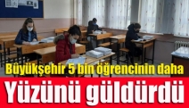 Büyükşehir 5 bin öğrencinin daha yüzünü güldürdü