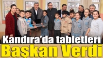 Kandıra’da tabletleri Başkan verdi