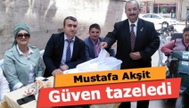 Mustafa Akşit, güven tazeledi