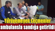 Yürüyemeyen seçmenler ambulansla sandığa getirildi