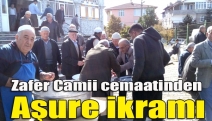 Zafer Camii cemaatinden aşure ikramı